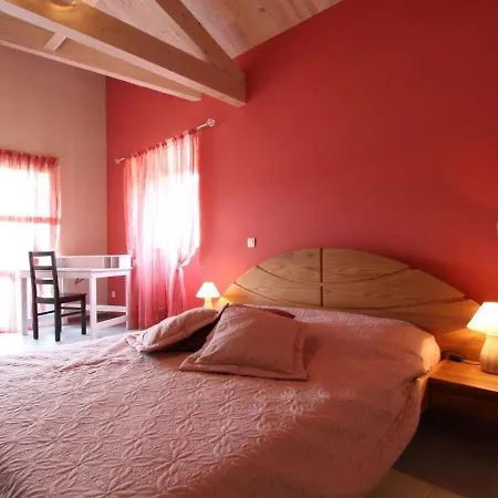 Vakantiehuis Renove, 3 Chambres, Cheminee, Terrasse Et Jardin, Proche Brioude Et Sites Touristiques. - Fr-1-582-231 Saint-Just-pres-Brioude